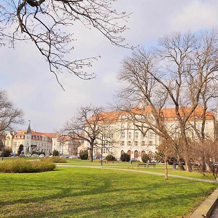Justinrent 3 Apartment Legnica Exterior photo