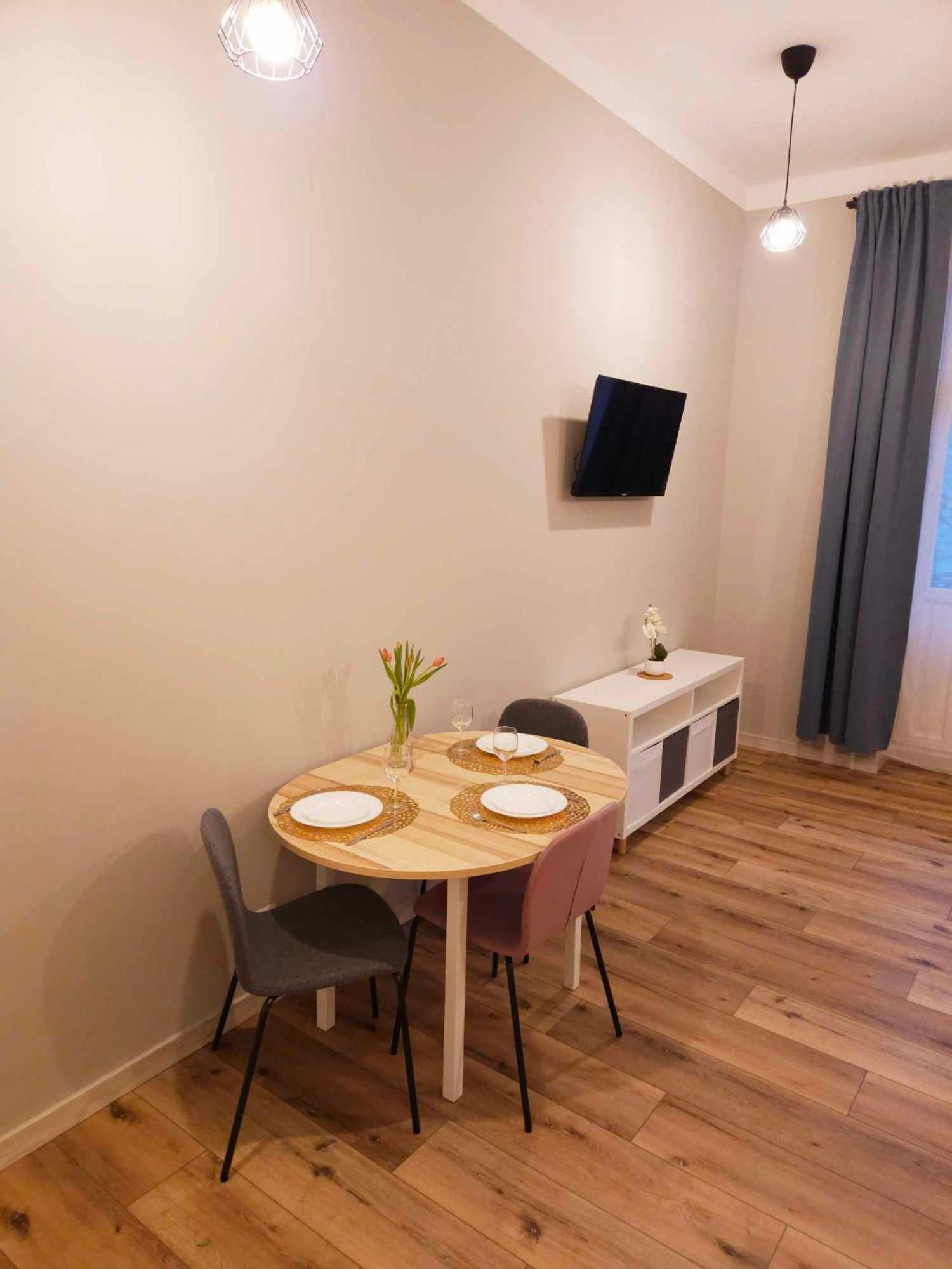 Justinrent 3 Apartment Legnica Exterior photo